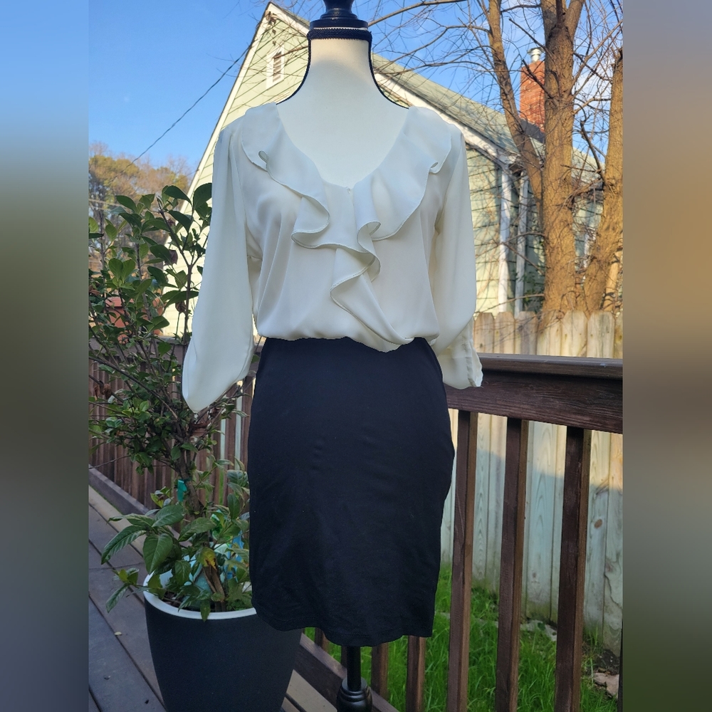 HAVE small white and black  cocktail pencil chiffon dress - Picture 2 of 8